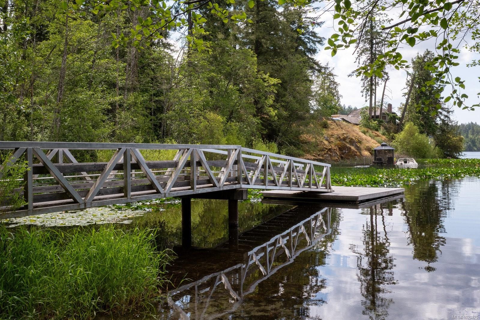 140 Petworth Dr, Saanich, BC