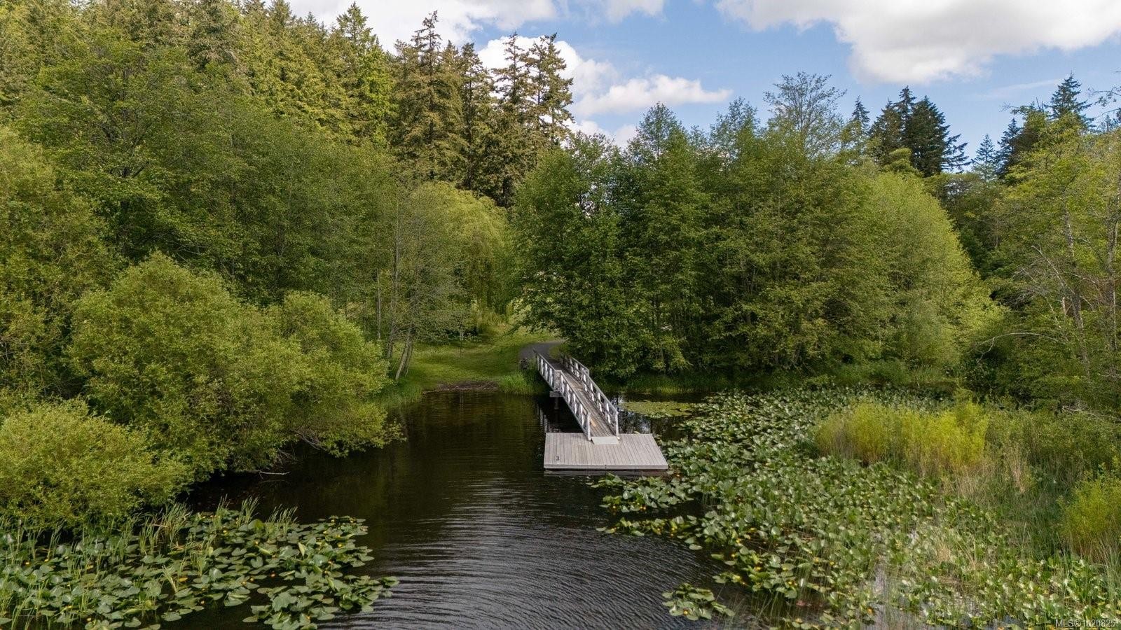 140 Petworth Dr, Saanich, BC