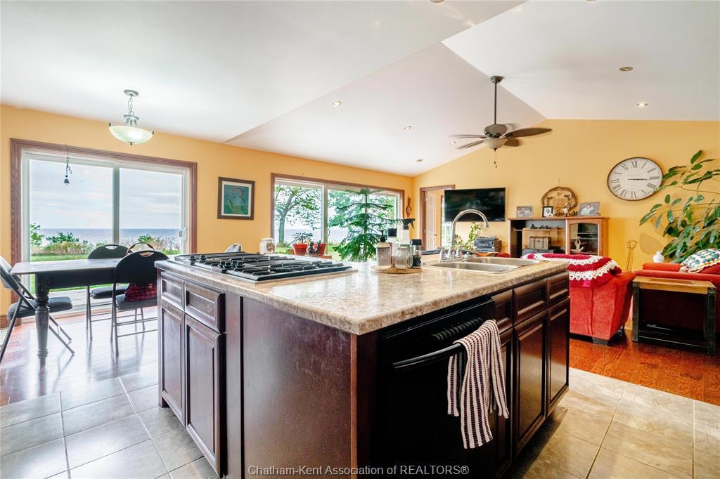 6490 Talbot Trail, Merlin, ON