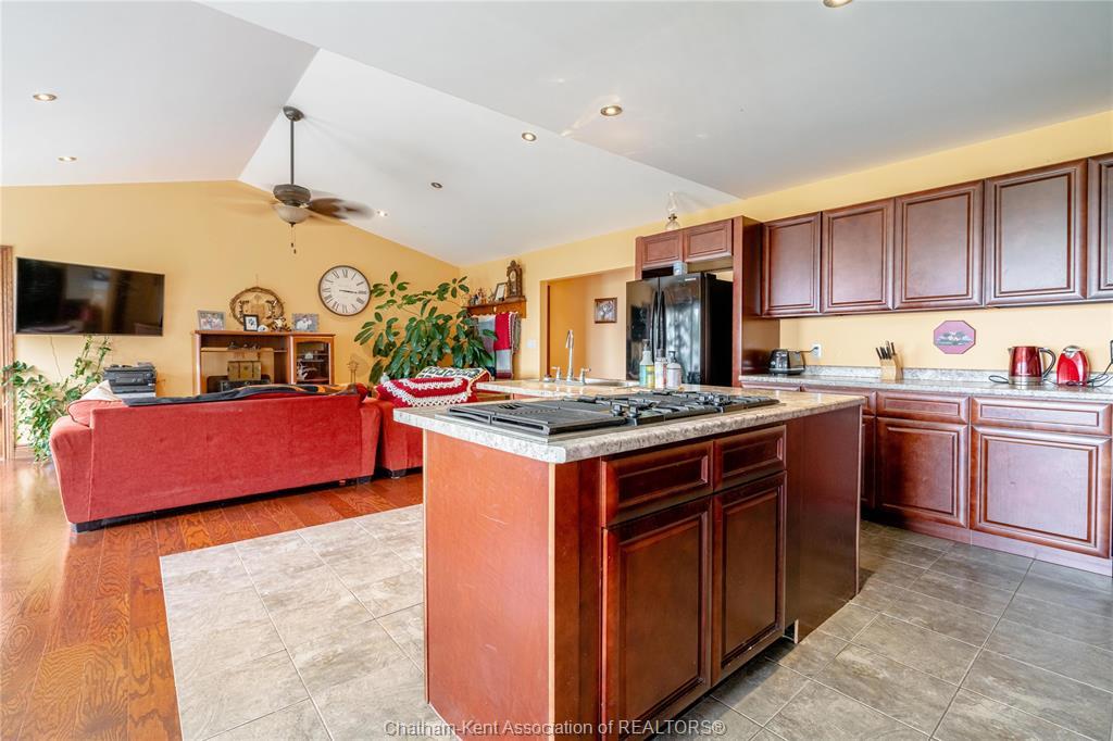 6490 Talbot Trail, Merlin, ON