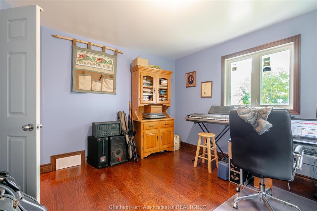 6490 Talbot Trail, Merlin, ON