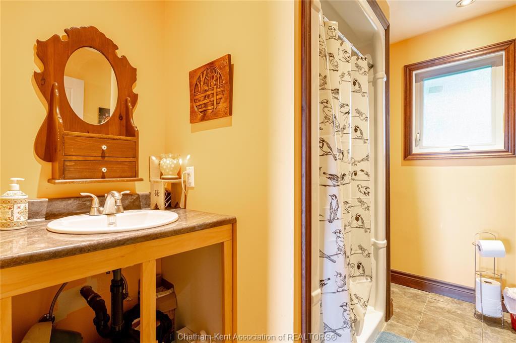 6490 Talbot Trail, Merlin, ON