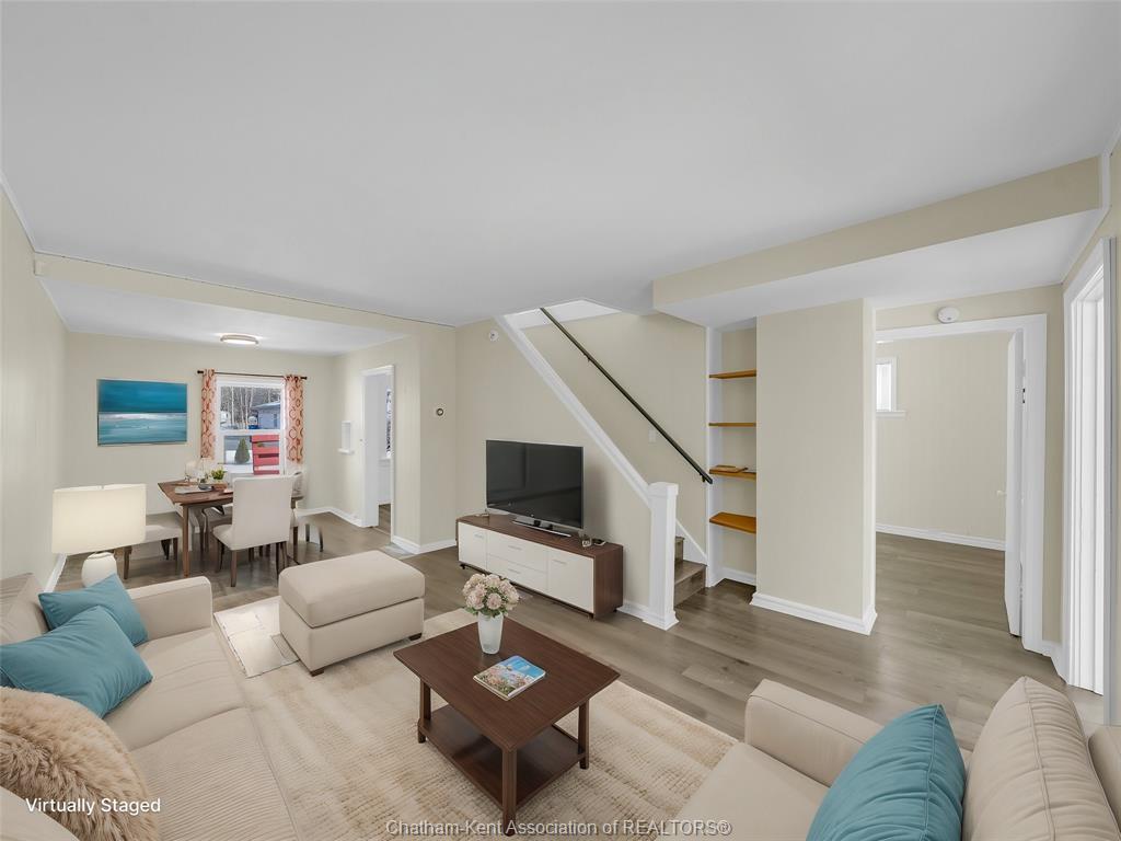 27 Eighth Street, Chatham, ON