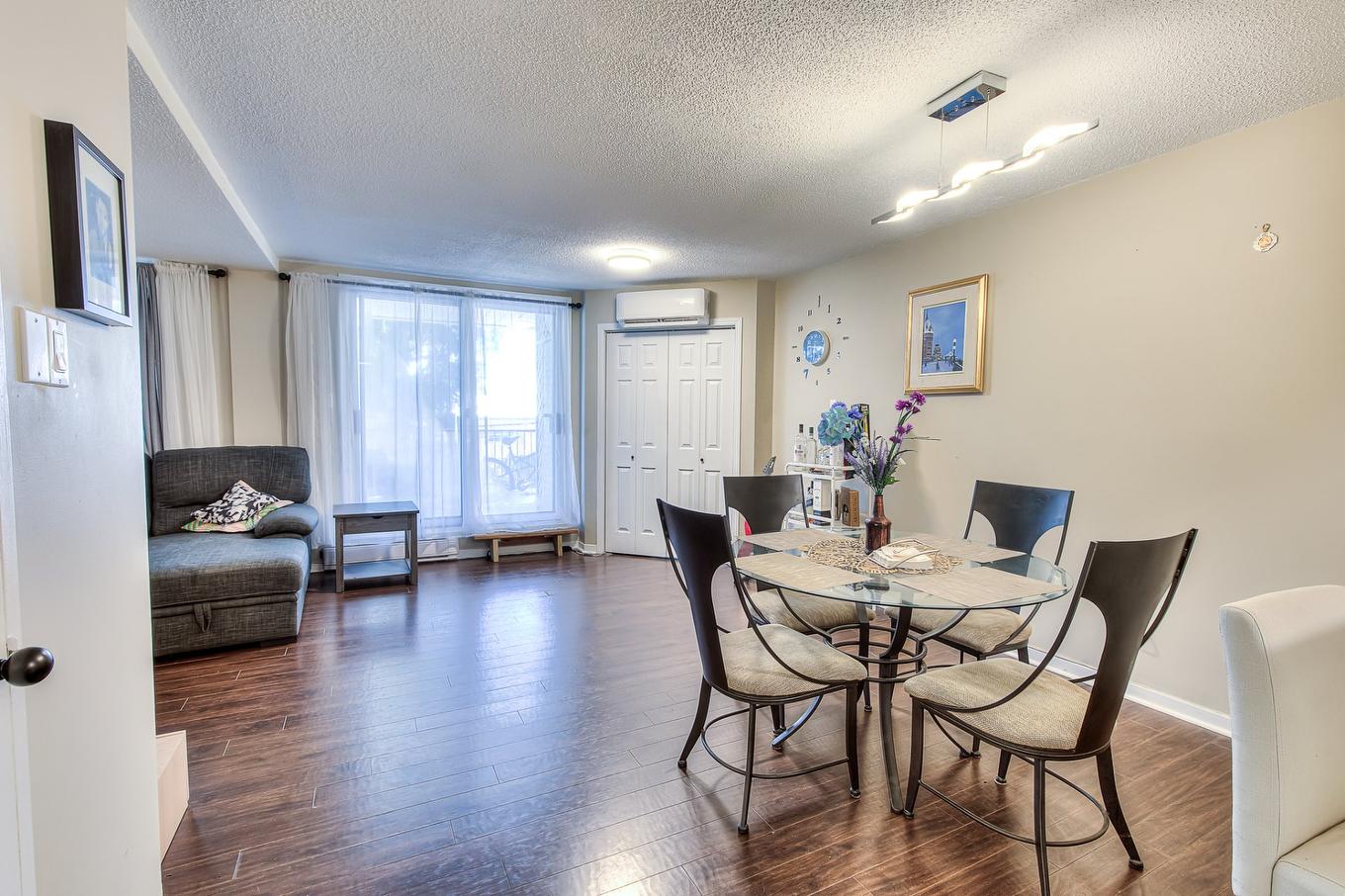 Intérieur - 202-4330 Rue De La Seine, Laval (Chomedey), QC - Indoor Photo Showing Dining Room