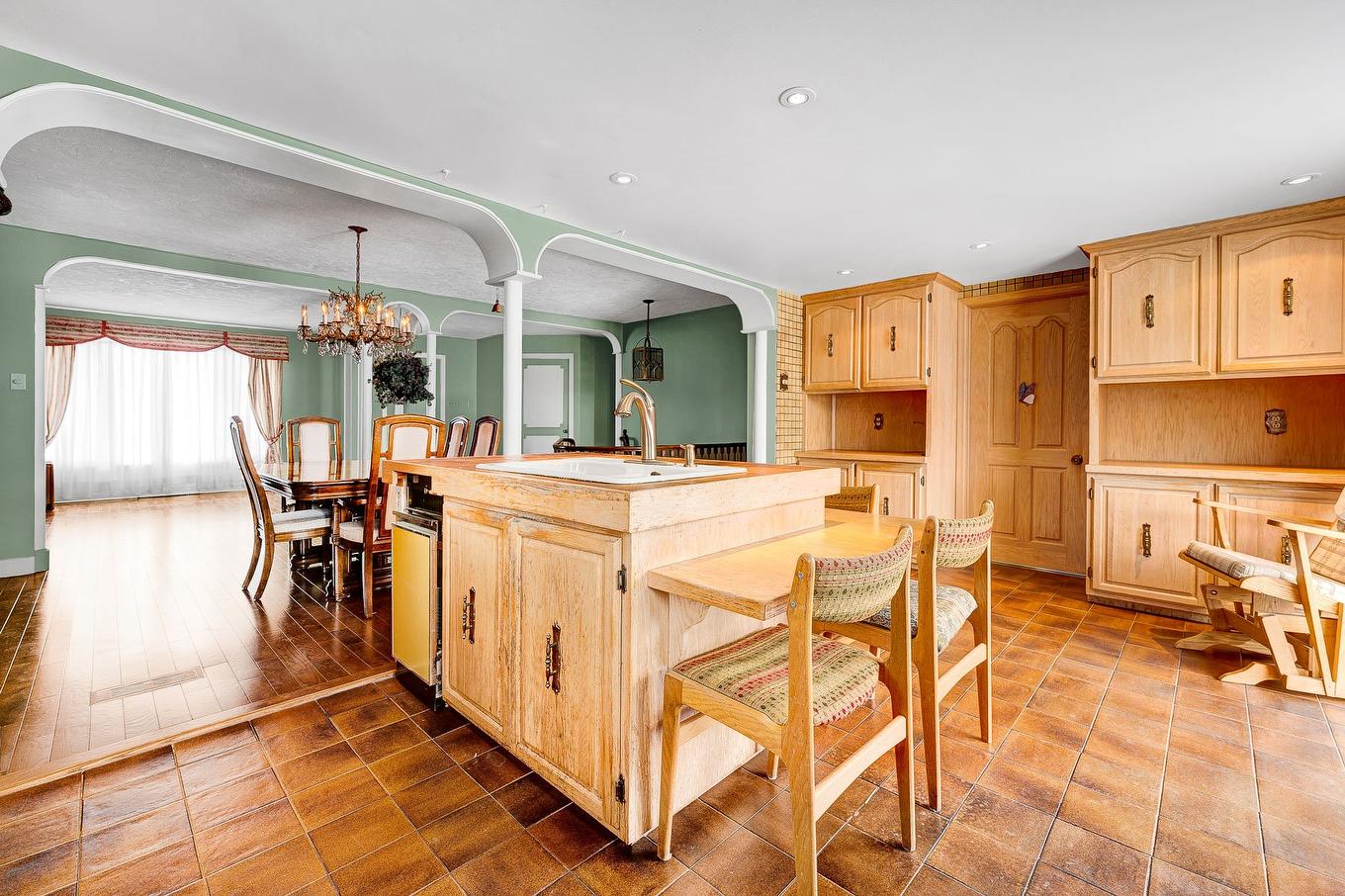 Cuisine - 3948 Rue Murielle, Laval (Fabreville), QC - Indoor Photo Showing Dining Room