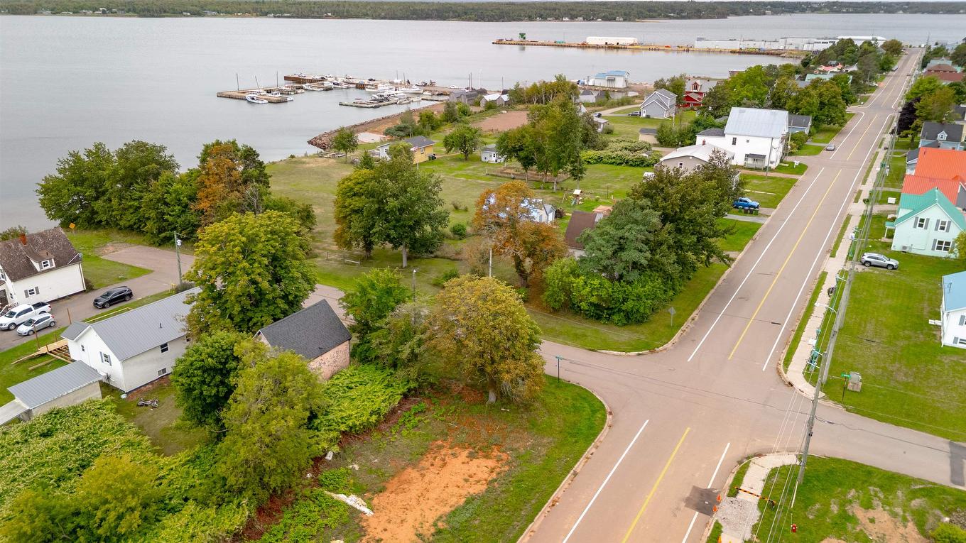 10 Victoria Street, Georgetown, PE