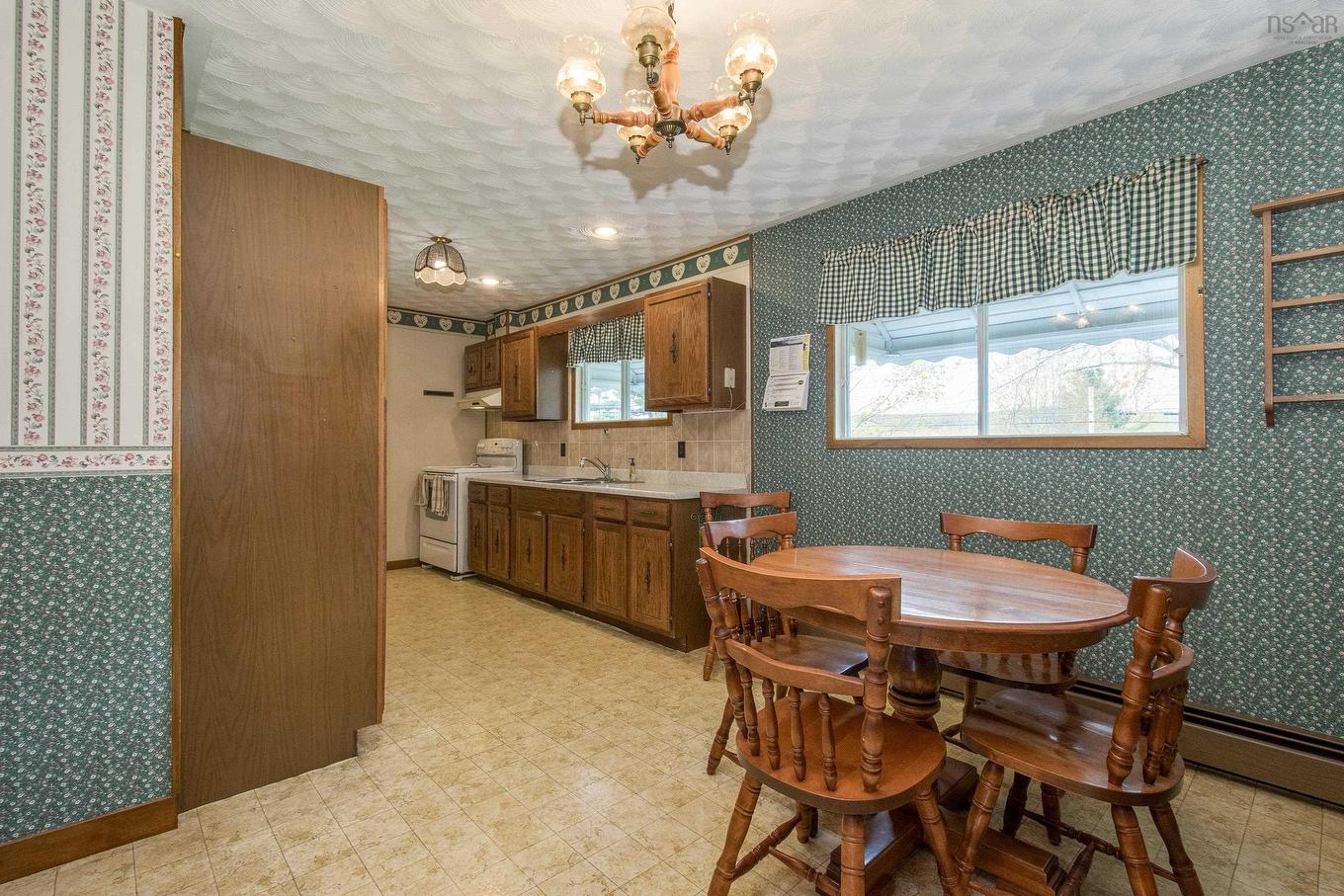 683 Main Street, Lawrencetown, NS