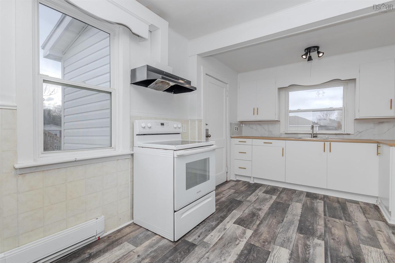 214 Alexandra Street, Sydney, NS