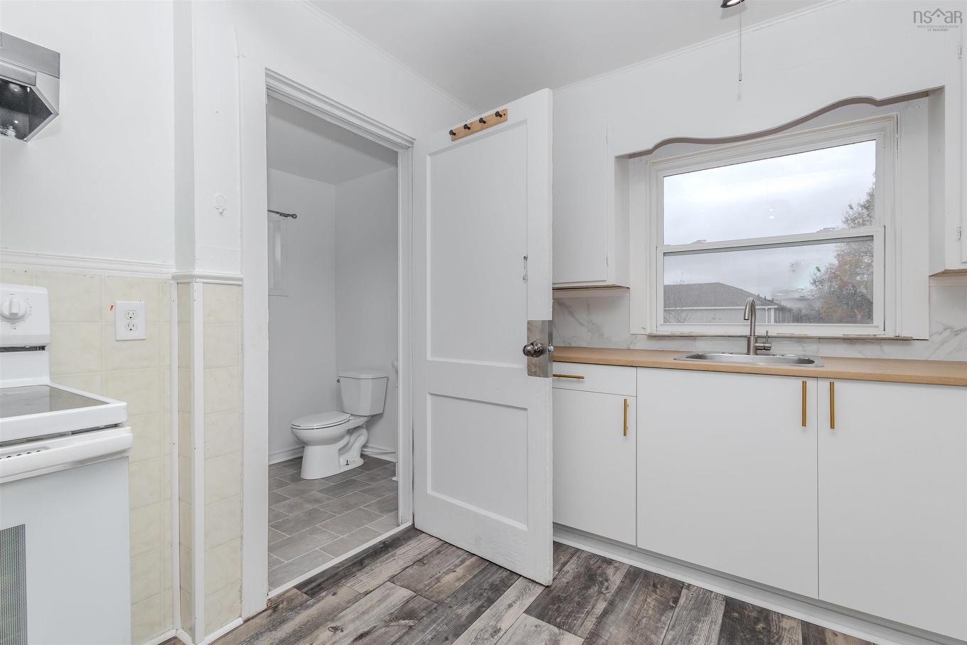 214 Alexandra Street, Sydney, NS