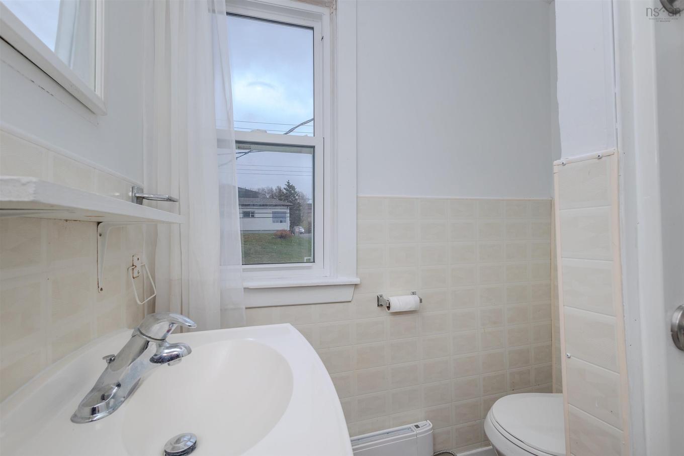 214 Alexandra Street, Sydney, NS