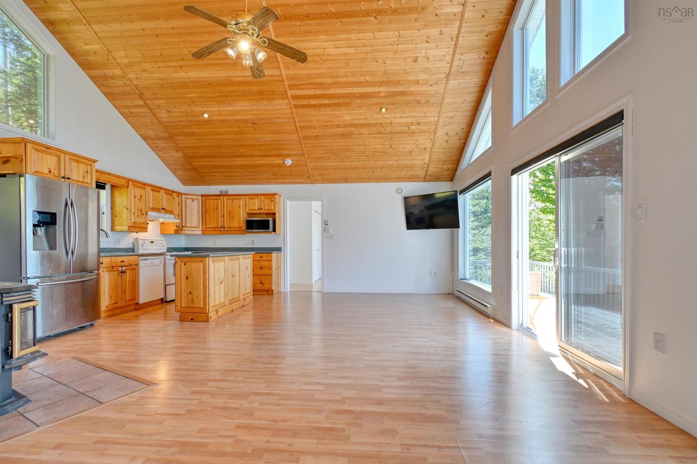 95 Lakeshore Drive, Irish Cove, NS