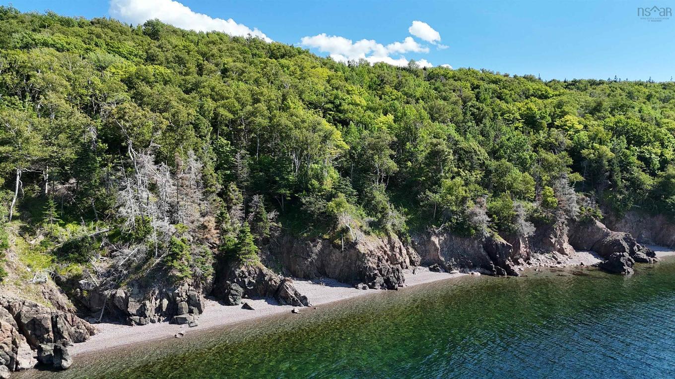 95 Lakeshore Drive, Irish Cove, NS