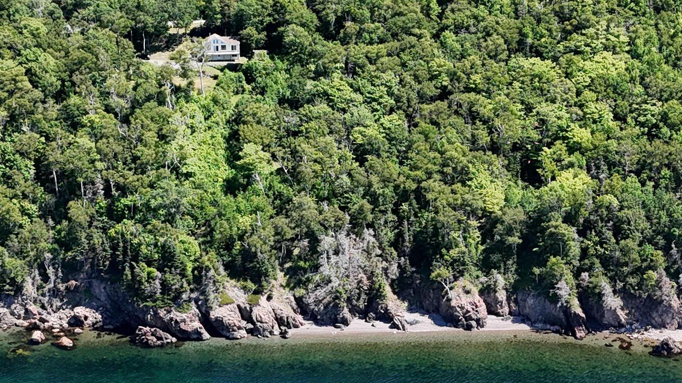 95 Lakeshore Drive, Irish Cove, NS