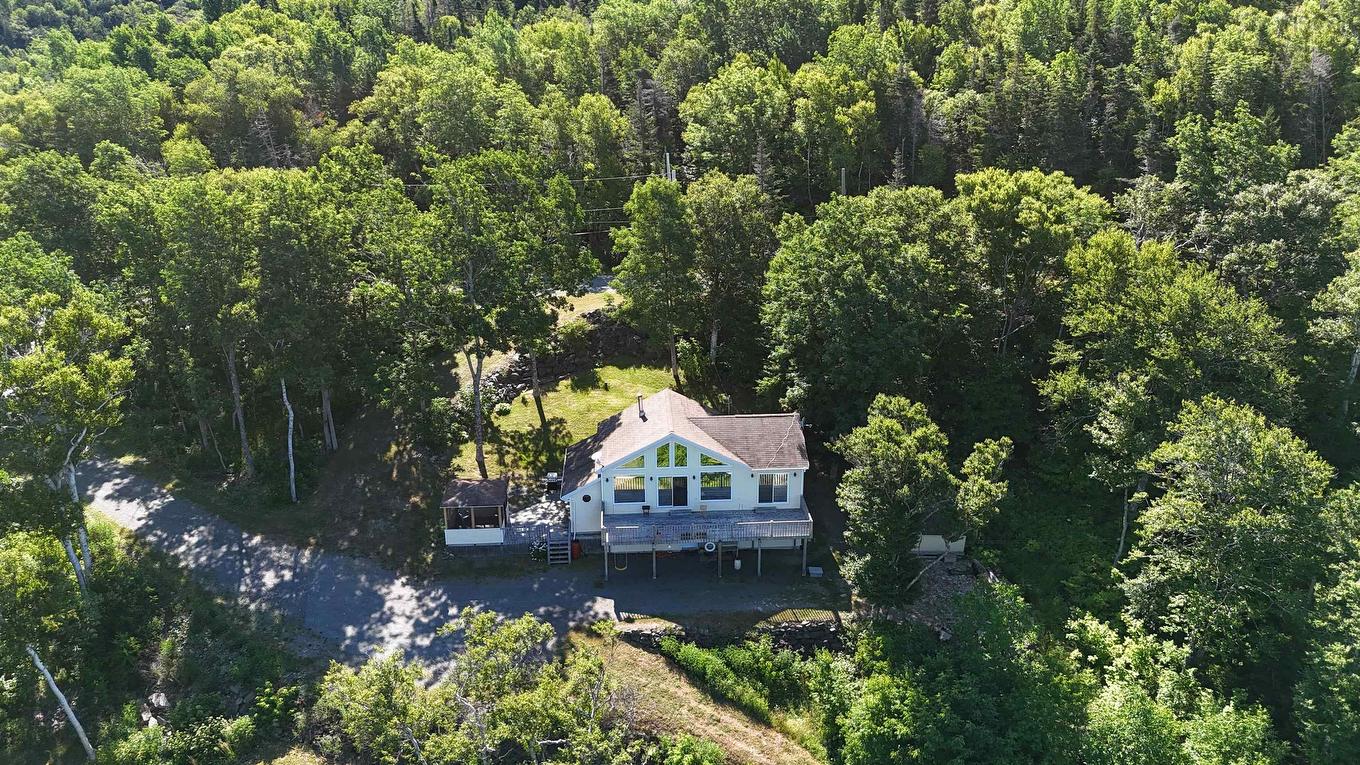 95 Lakeshore Drive, Irish Cove, NS