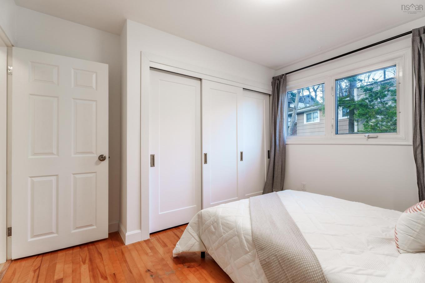 29 Scarlet Road, Halifax, NS