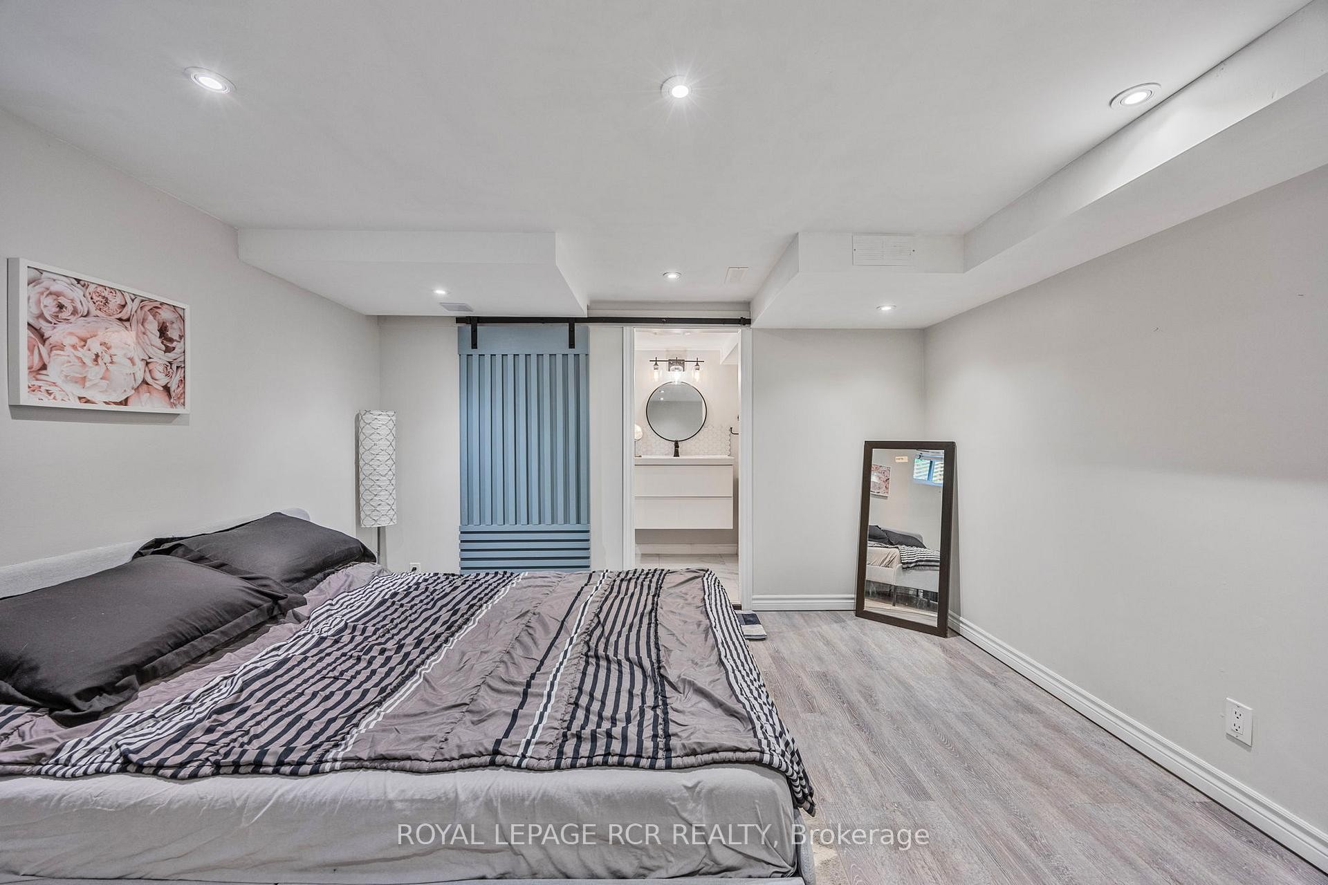 61 William Street E, Caledon, ON - Indoor Photo Showing Bedroom