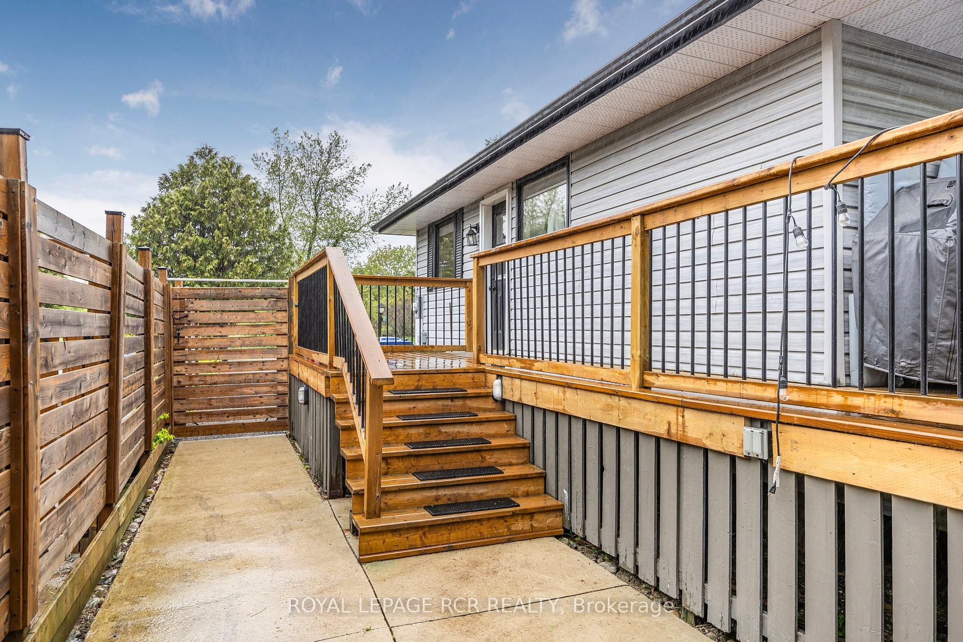 61 William Street E, Caledon, ON - Outdoor With Deck Patio Veranda With Exterior