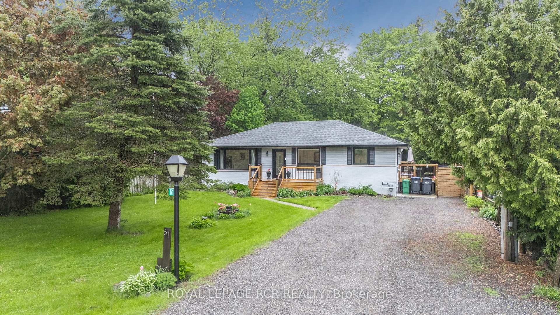 61 William Street E, Caledon, ON - Outdoor