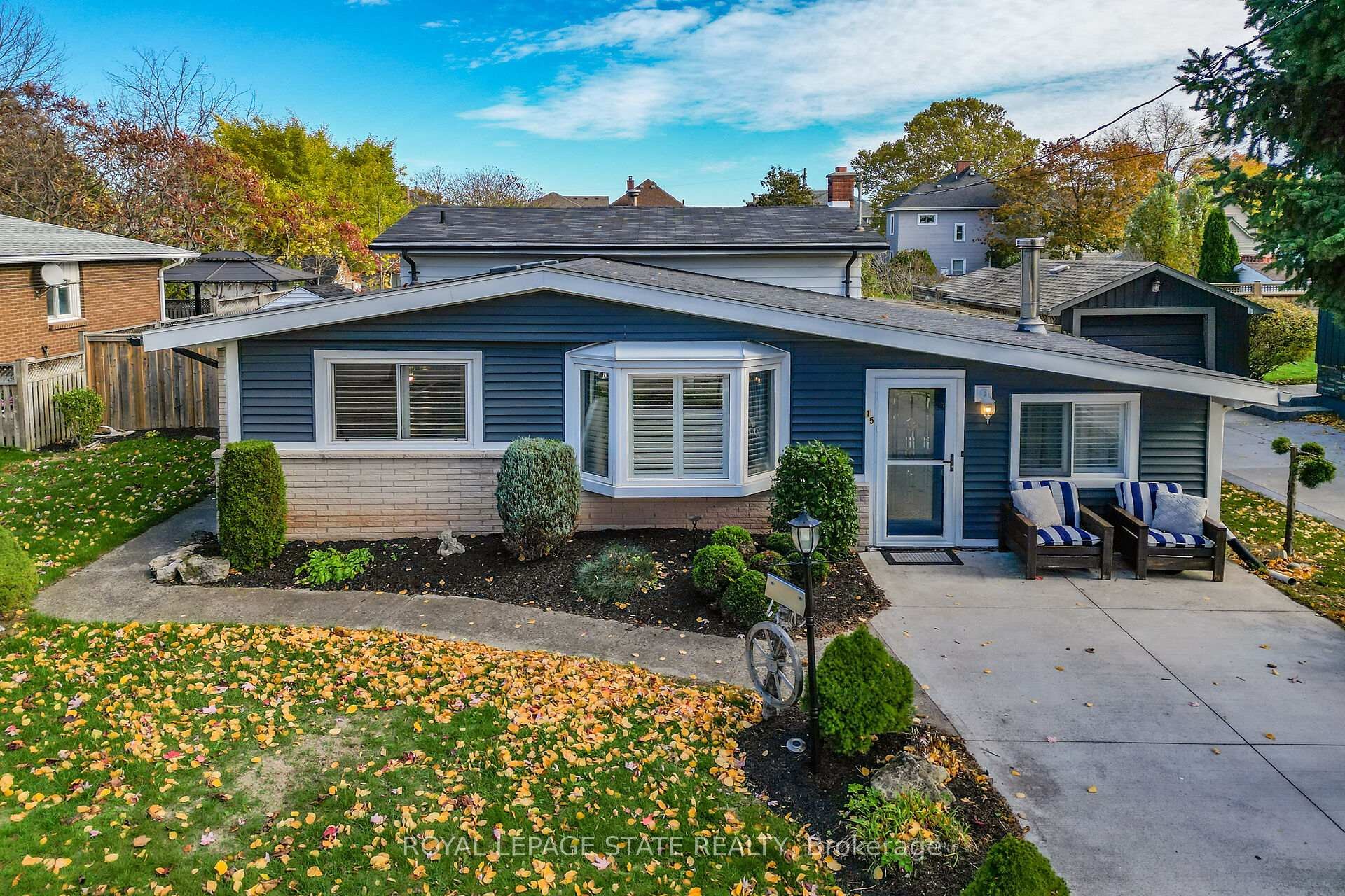 15 Grand Avenue, Grimsby, ON - Outdoor