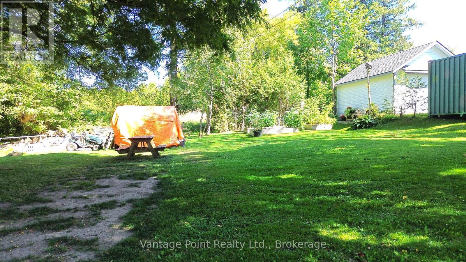 777007 10 Highway, Chatsworth, ON - Outdoor