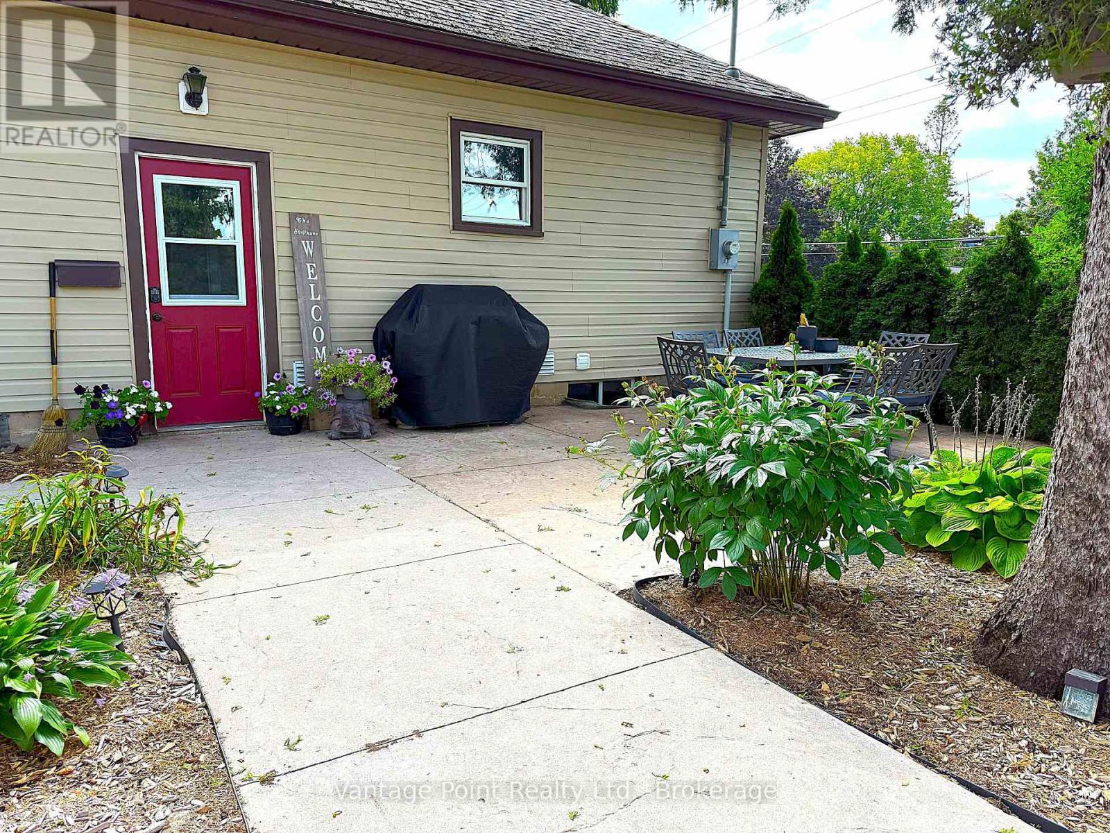 777007 10 Highway, Chatsworth, ON - Outdoor With Exterior