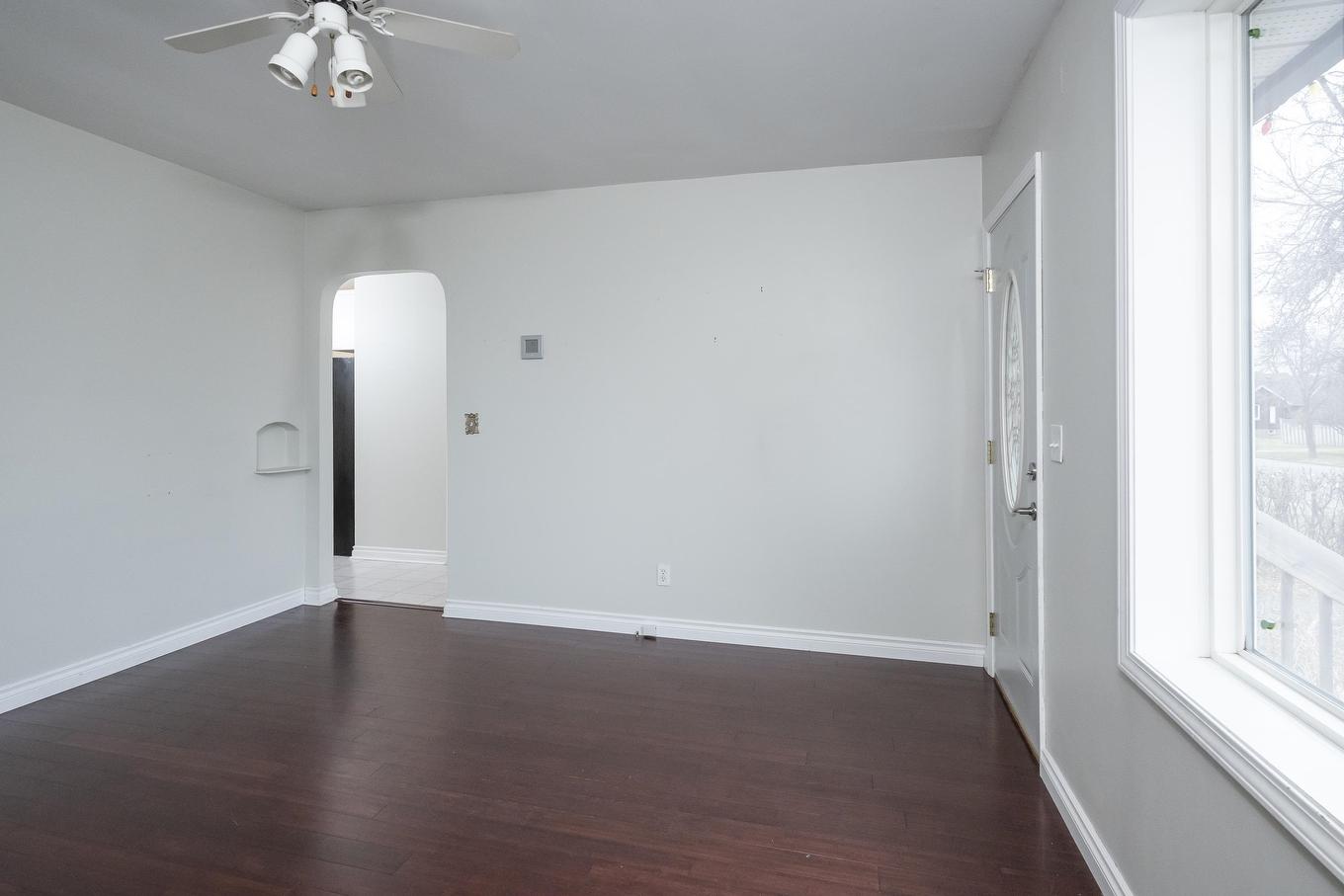 1332 Wallbridge Avenue, Thunder Bay, ON - Indoor Photo Showing Other Room