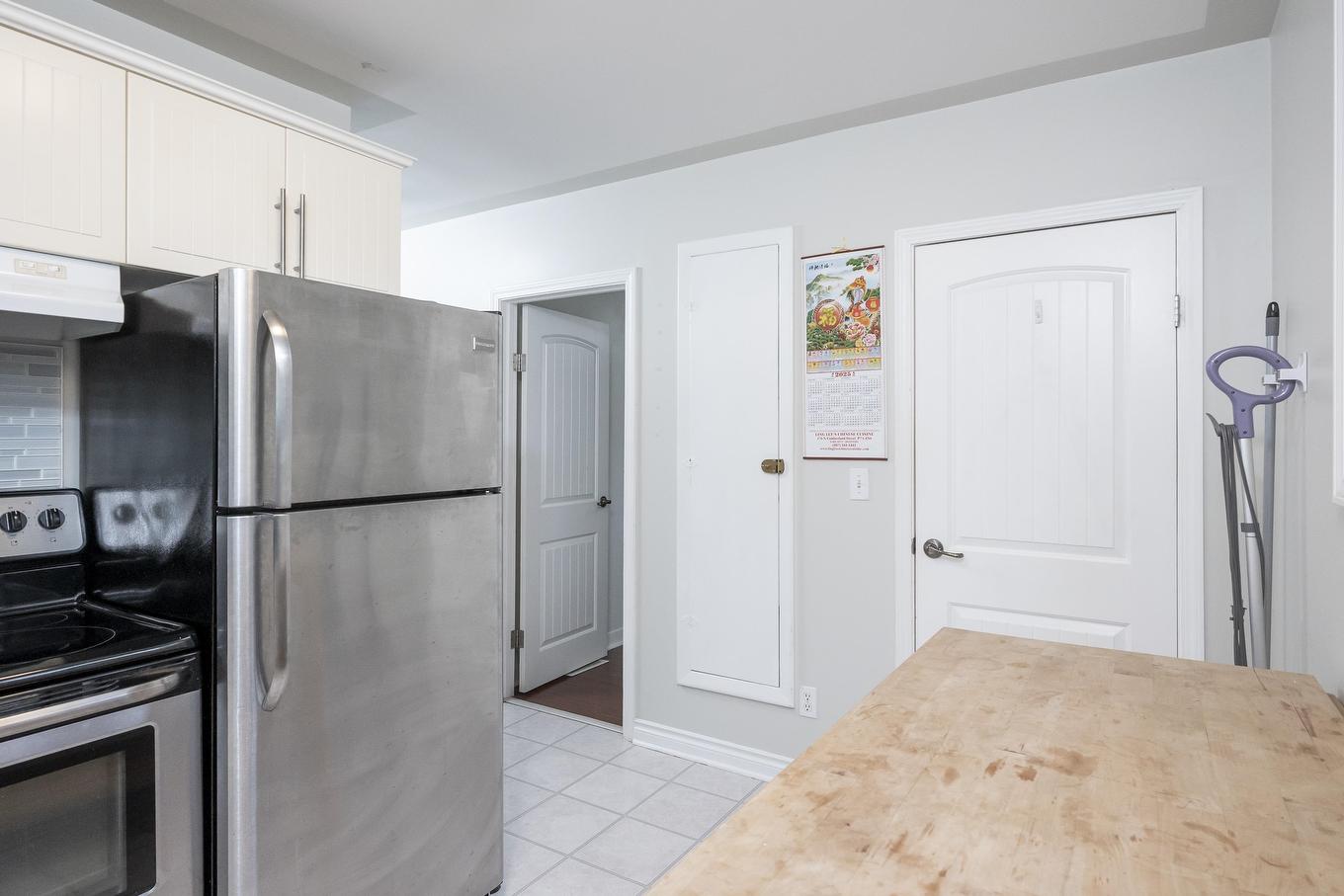 1332 Wallbridge Avenue, Thunder Bay, ON - Indoor Photo Showing Kitchen