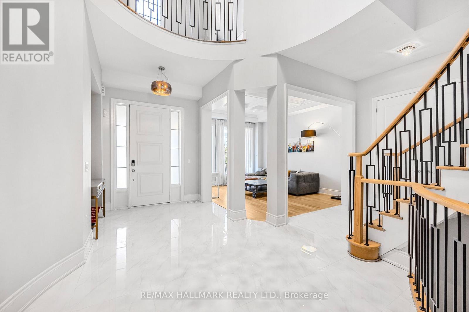 41 Glen Abbey Trail, Vaughan, ON - Indoor Photo Showing Other Room