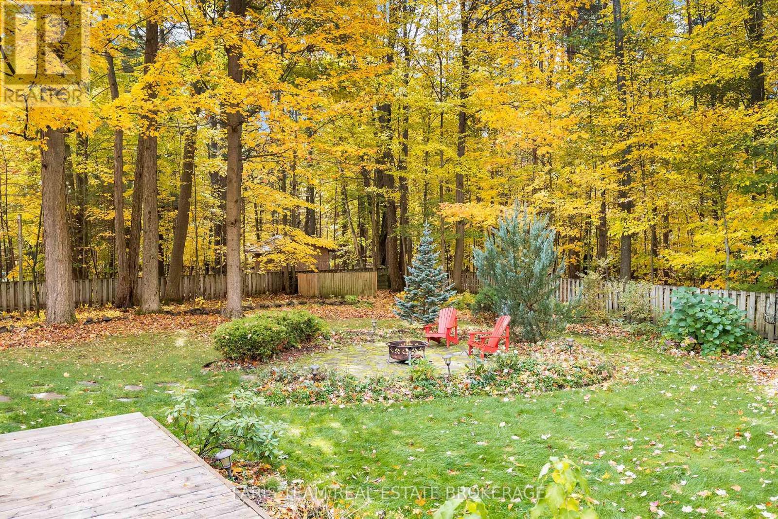 7 Bailey Crescent, Tiny, ON - Outdoor