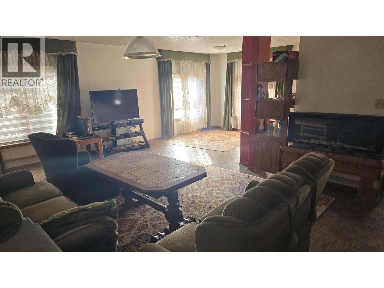 Living Room - 705 Main Street, Lillooet, BC