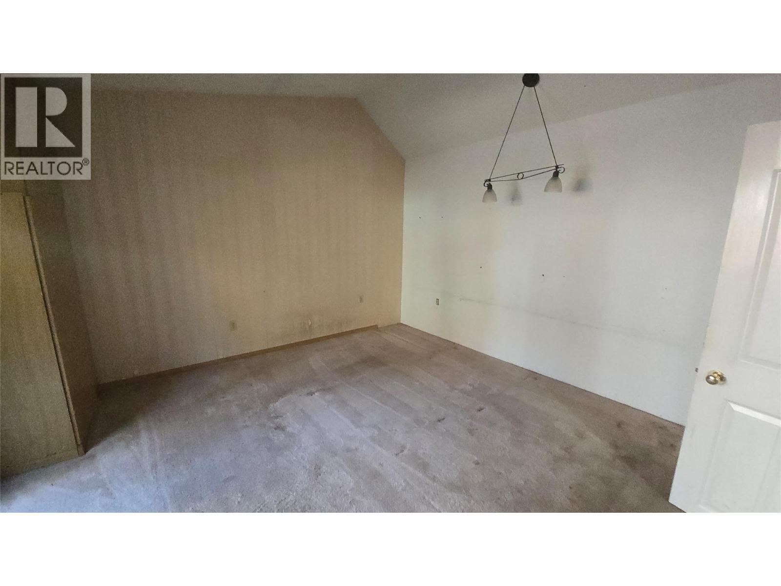 Bedroom - 705 Main Street, Lillooet, BC