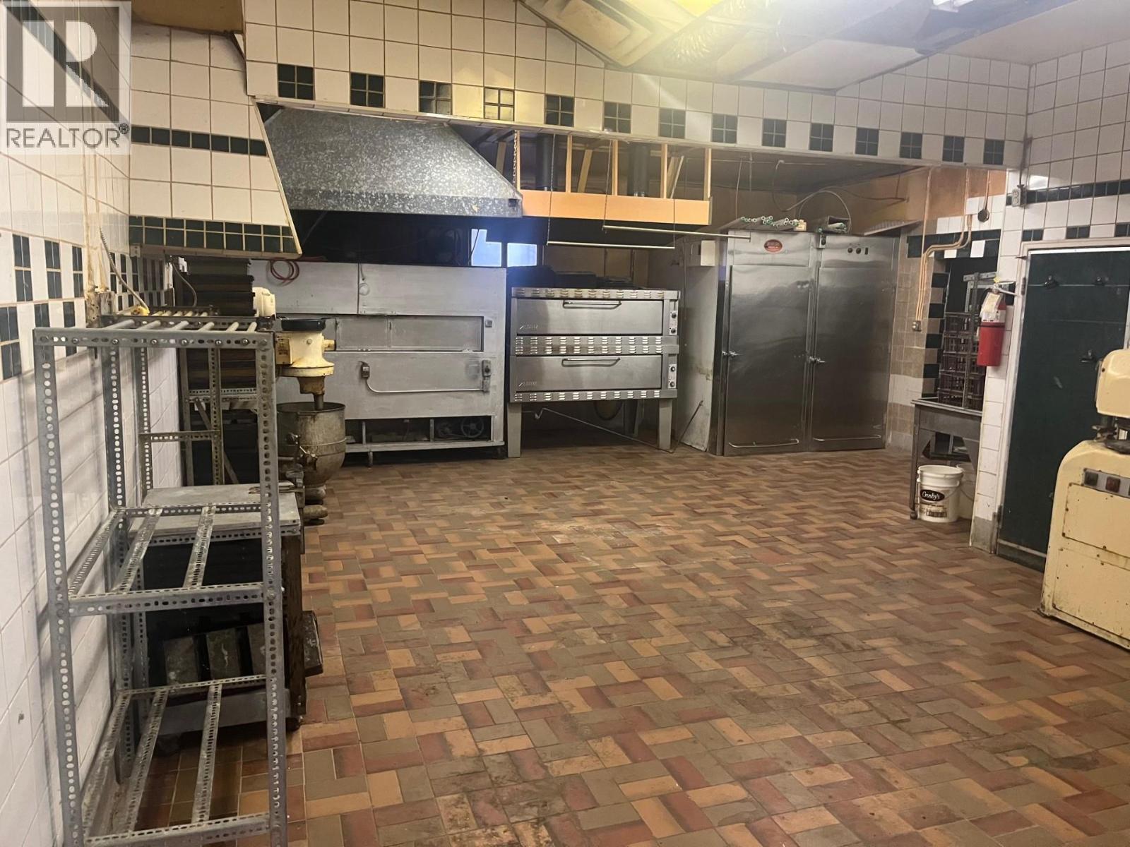 Commercial Space - 705 Main Street, Lillooet, BC