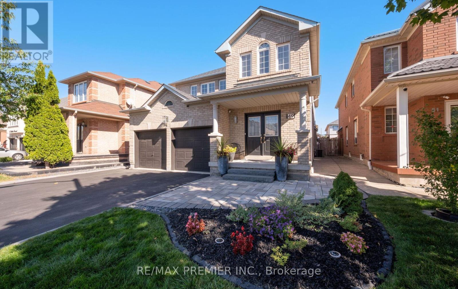 49 Fallstar Crescent, Brampton, ON - Outdoor With Facade