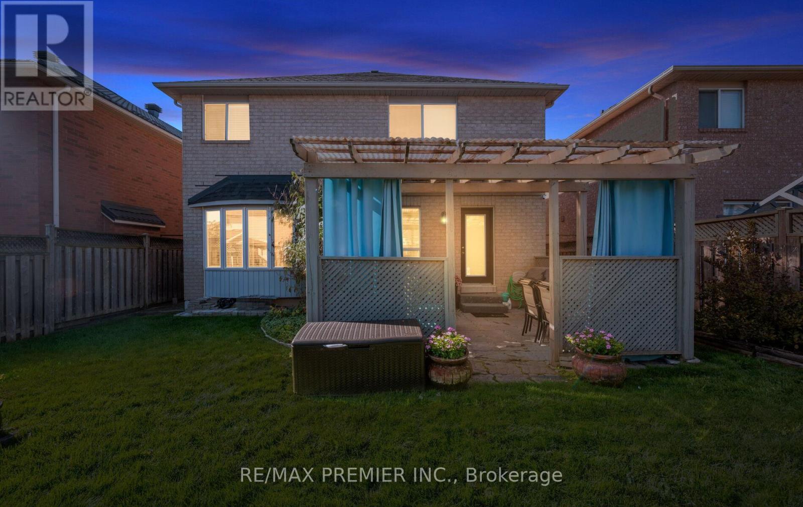 49 Fallstar Crescent, Brampton, ON - Outdoor