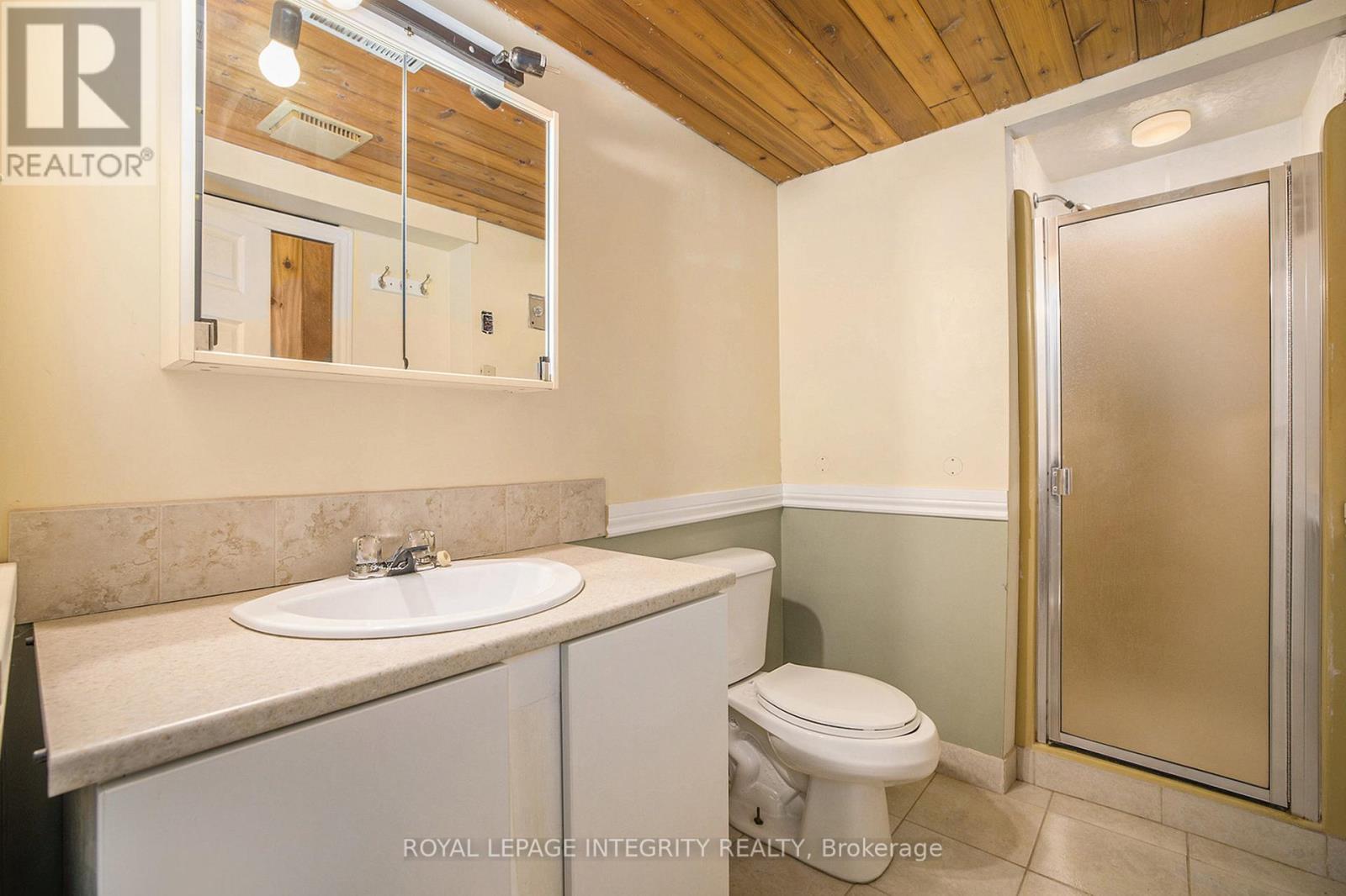 9 Shouldice Crescent, Ottawa, ON - Indoor Photo Showing Bathroom