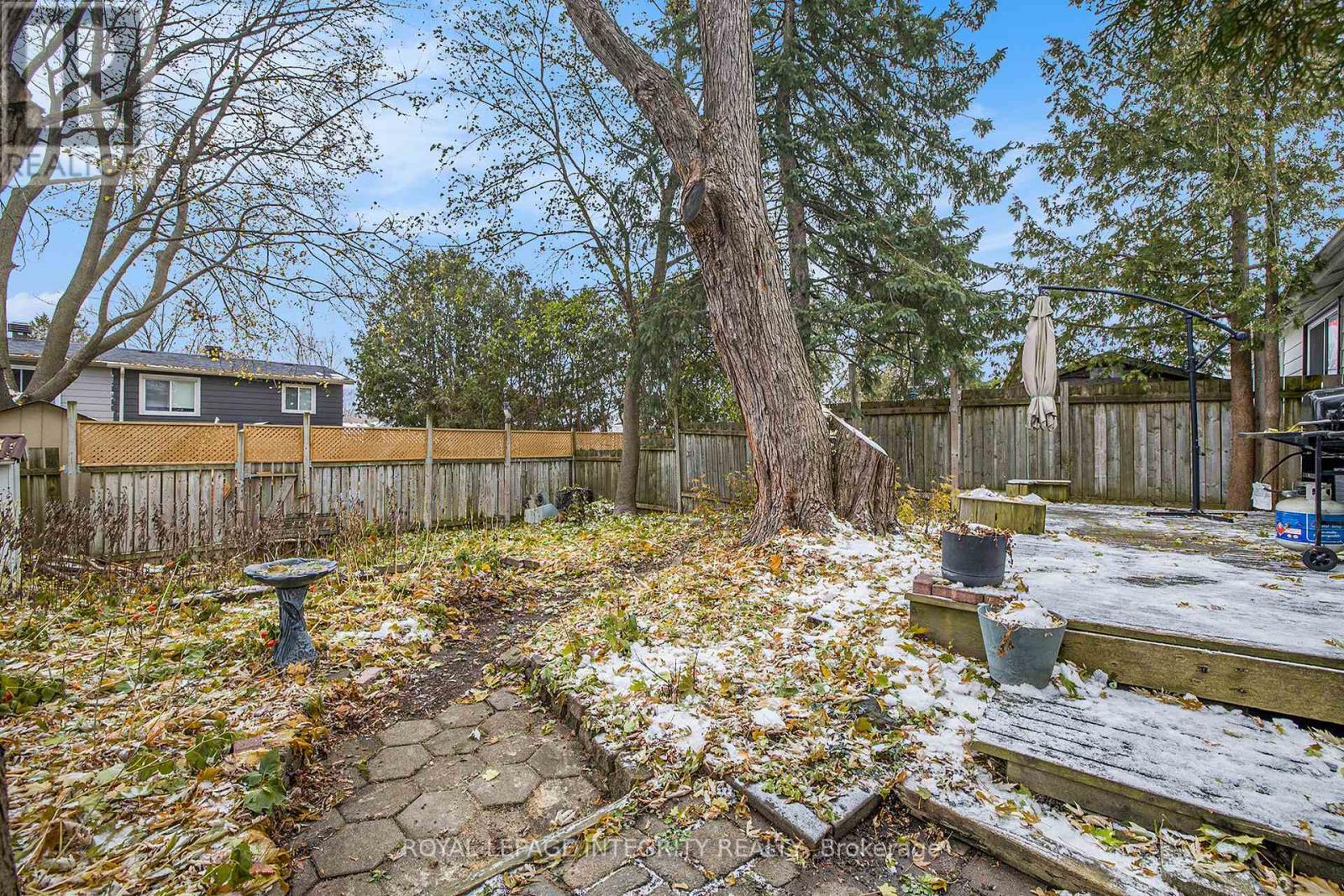 9 Shouldice Crescent, Ottawa, ON - Outdoor