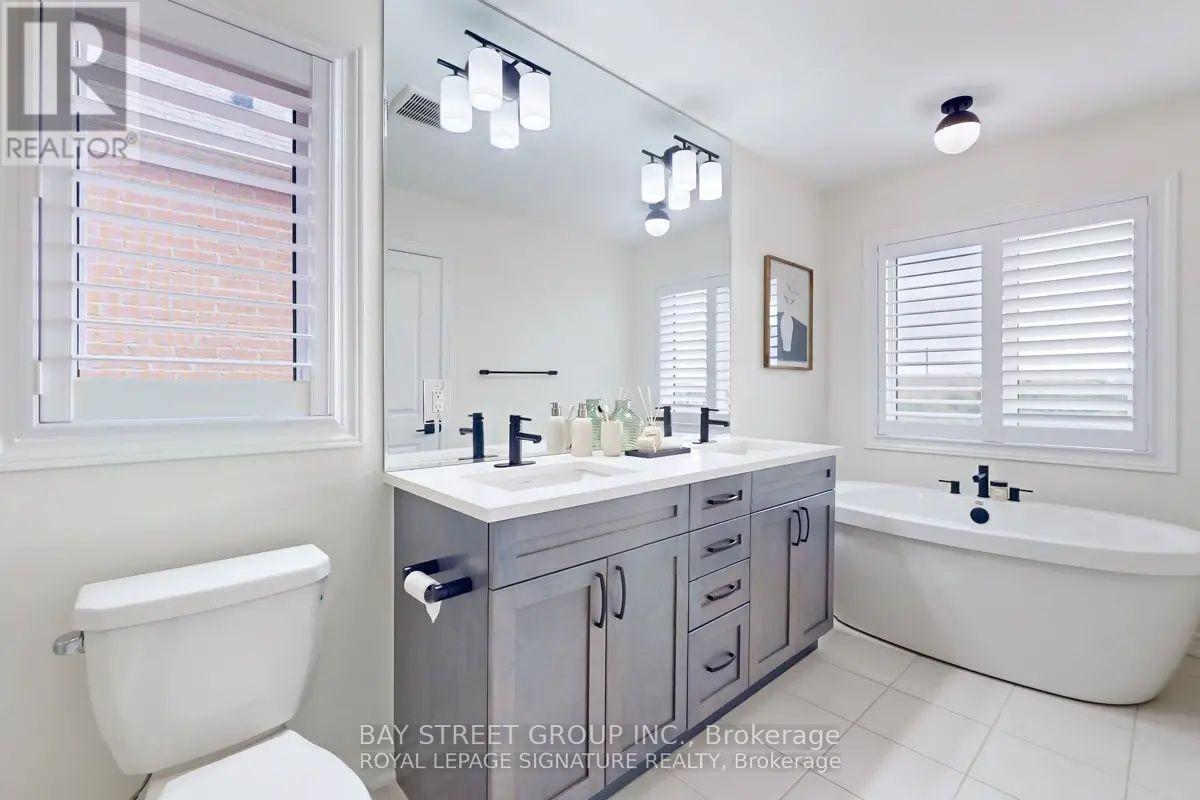 49 Broden Crescent, Whitby, ON - Indoor Photo Showing Bathroom