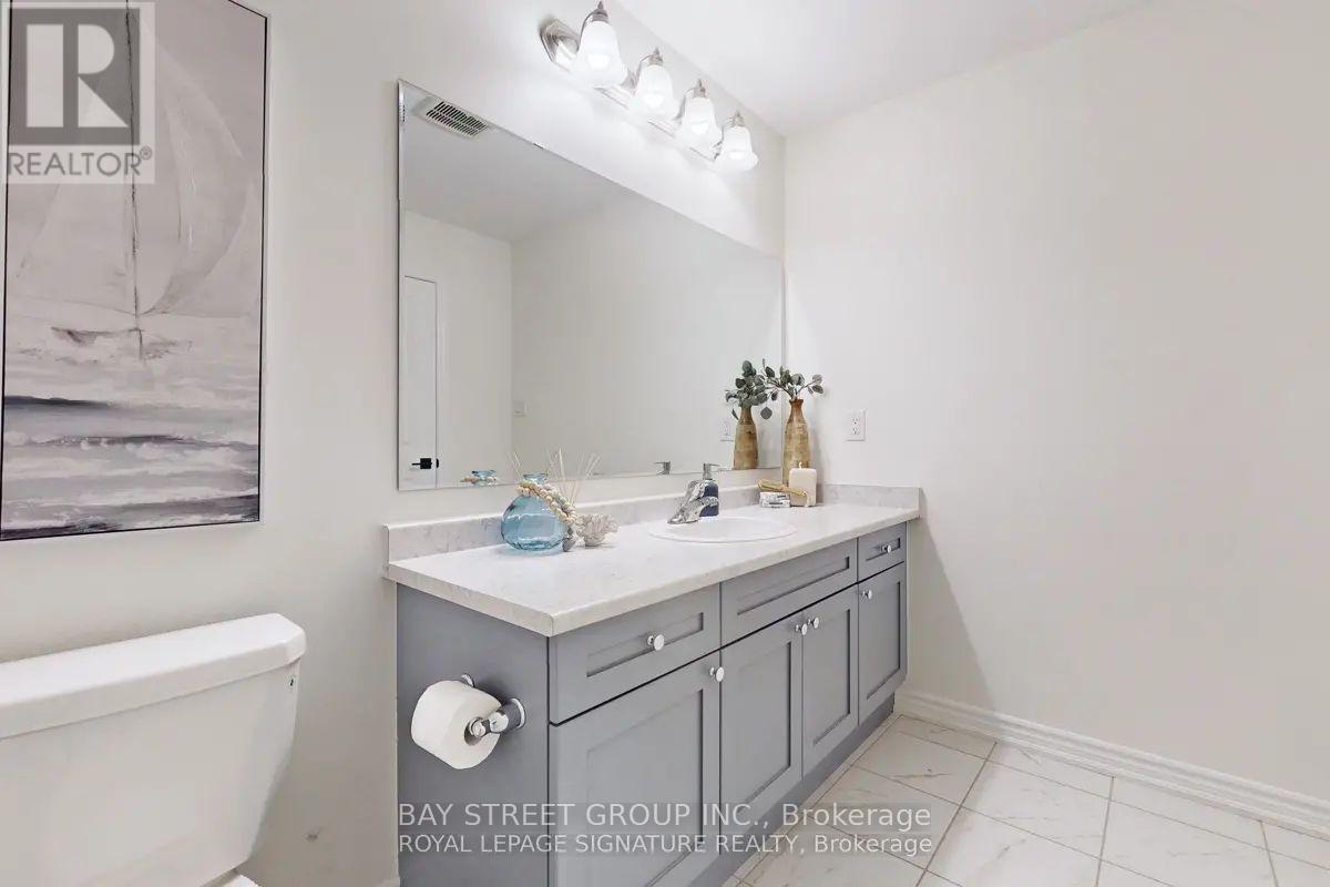 49 Broden Crescent, Whitby, ON - Indoor Photo Showing Bathroom