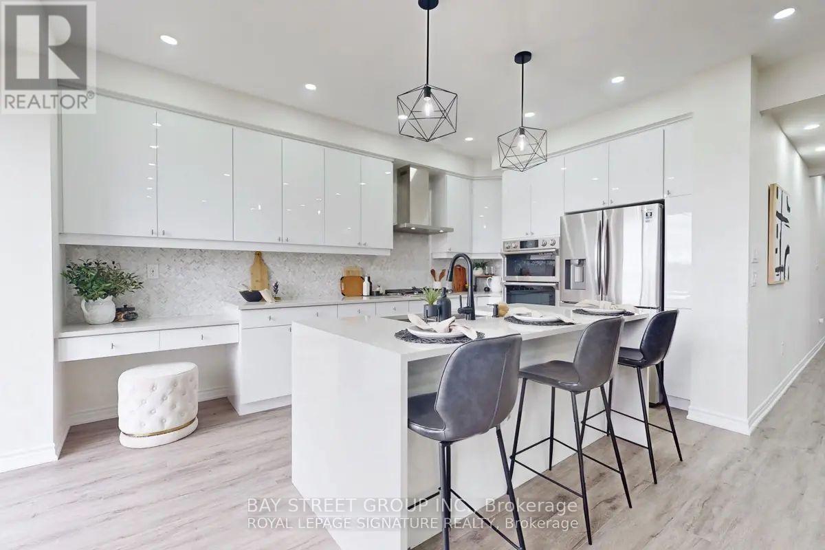 49 Broden Crescent, Whitby, ON - Indoor Photo Showing Kitchen With Upgraded Kitchen