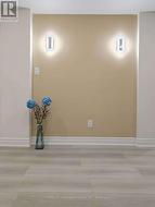 252 BOREALIS AVENUE Aurora, ON L4G 7V9