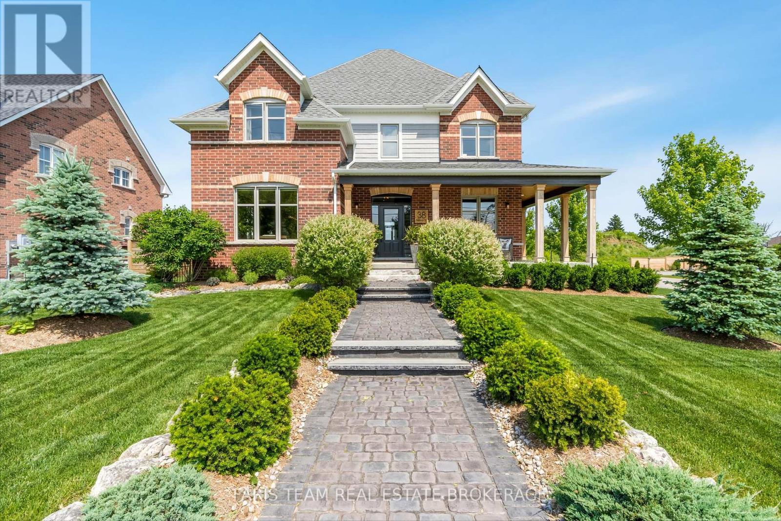 38 Nelson Street, Clearview, ON - Outdoor With Deck Patio Veranda With Facade