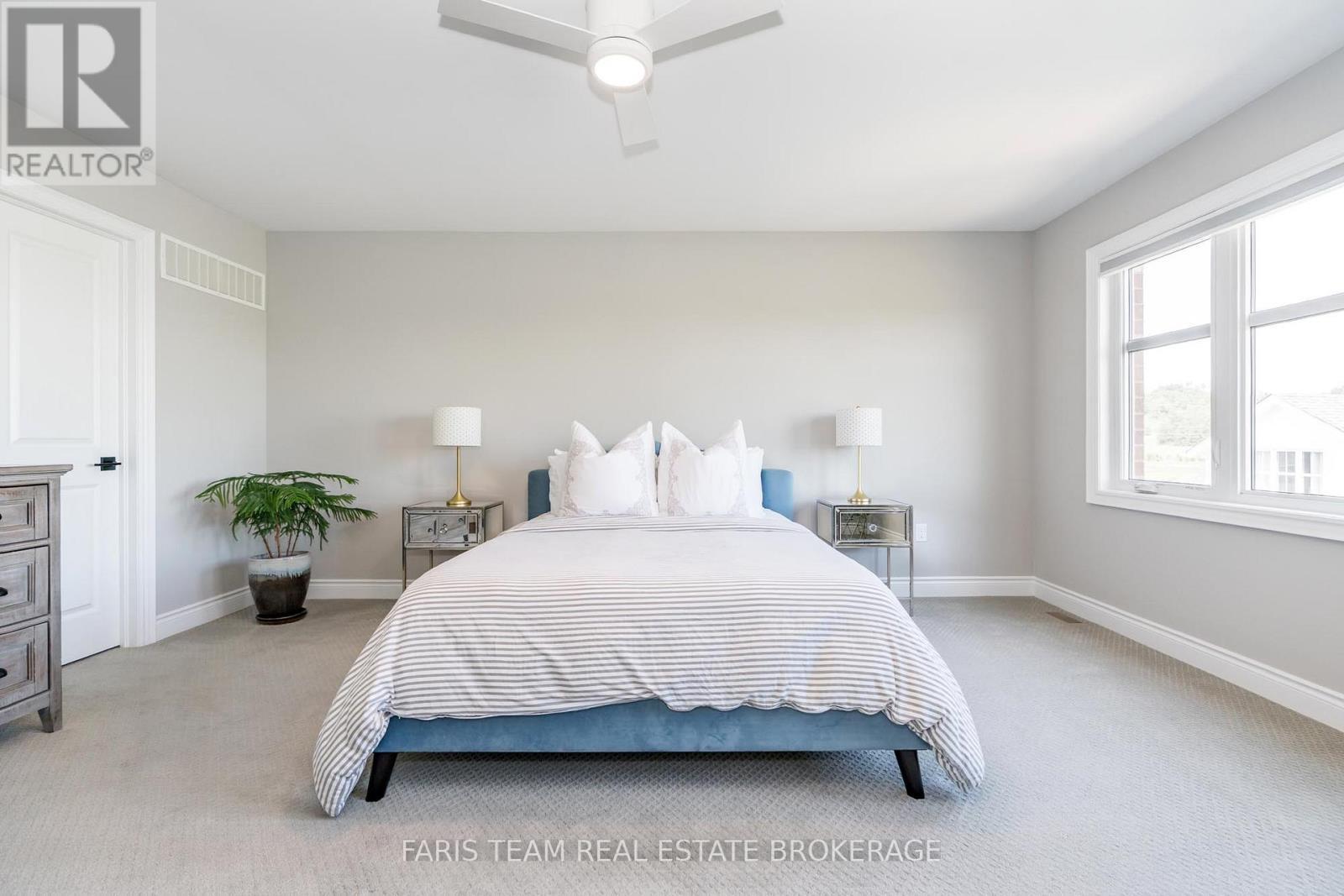 38 Nelson Street, Clearview, ON - Indoor Photo Showing Bedroom