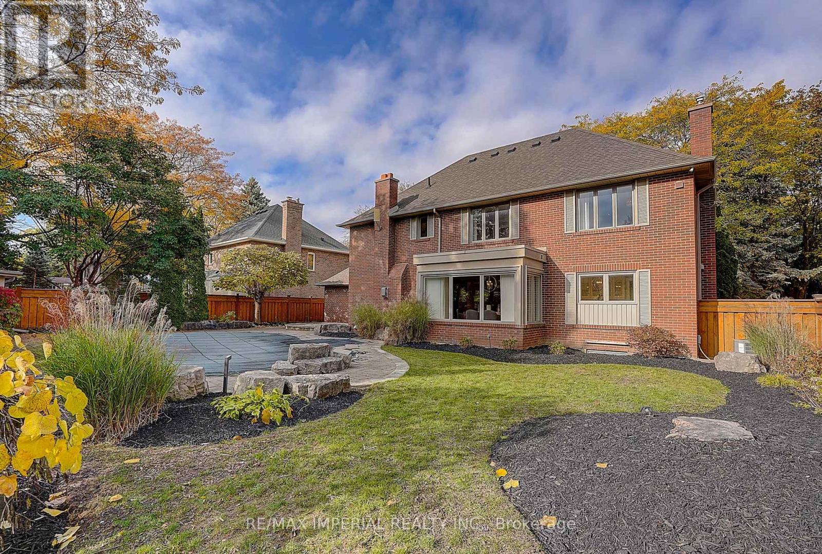 1832 Pine Siskin Court, Mississauga, ON - Outdoor