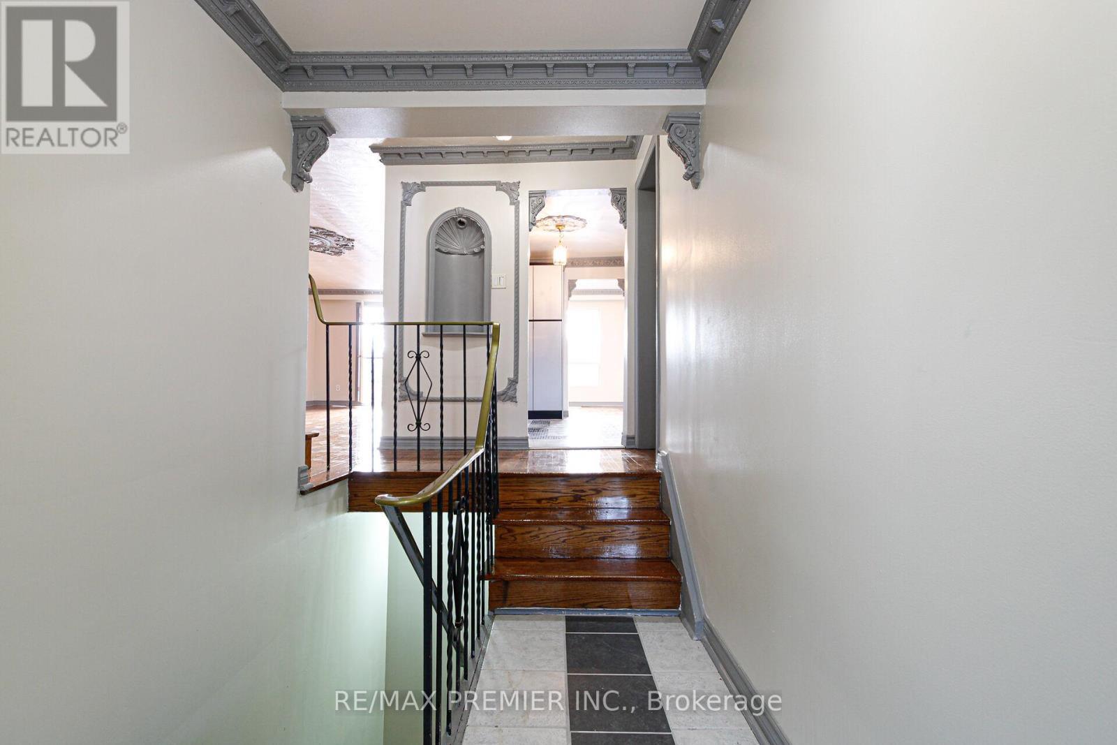 12 Annabelle Drive, Toronto, ON - Indoor Photo Showing Other Room