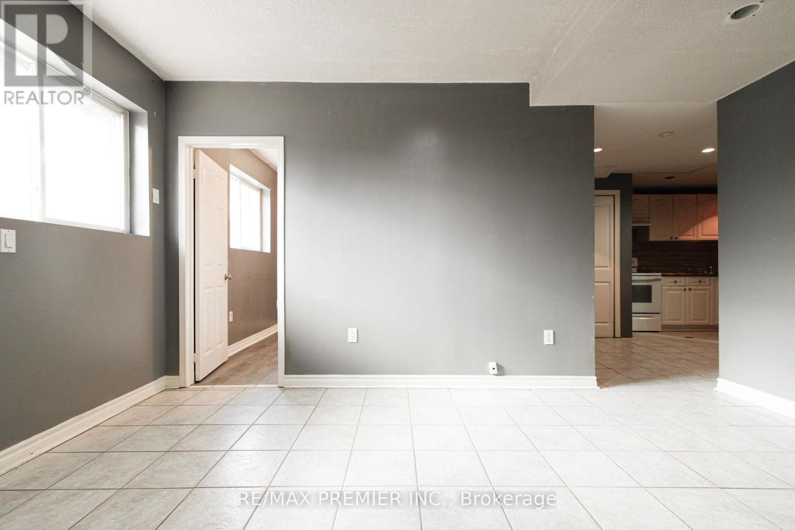 12 Annabelle Drive, Toronto, ON - Indoor Photo Showing Other Room