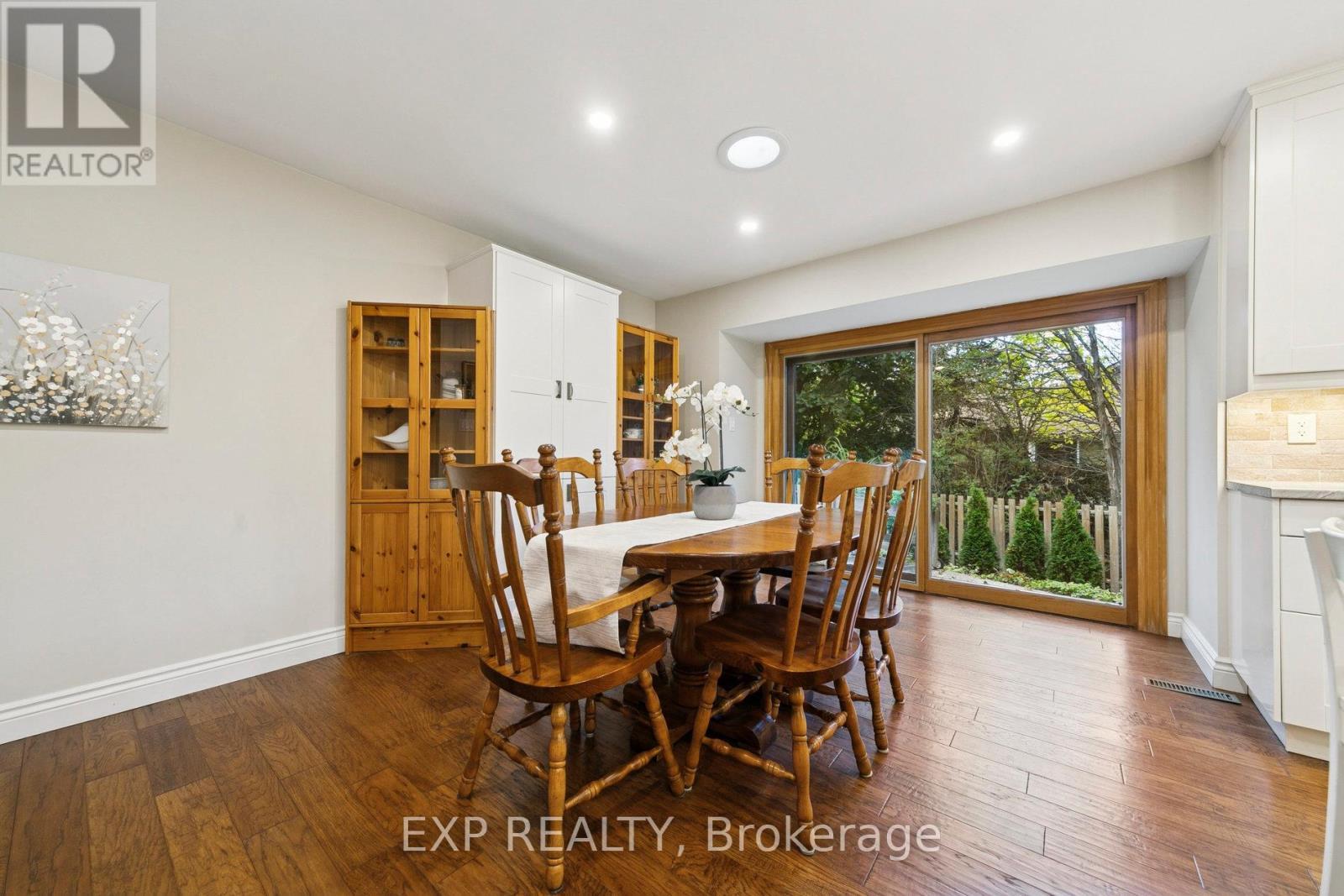 2565 Claymore Crescent, Mississauga, ON - Indoor Photo Showing Dining Room