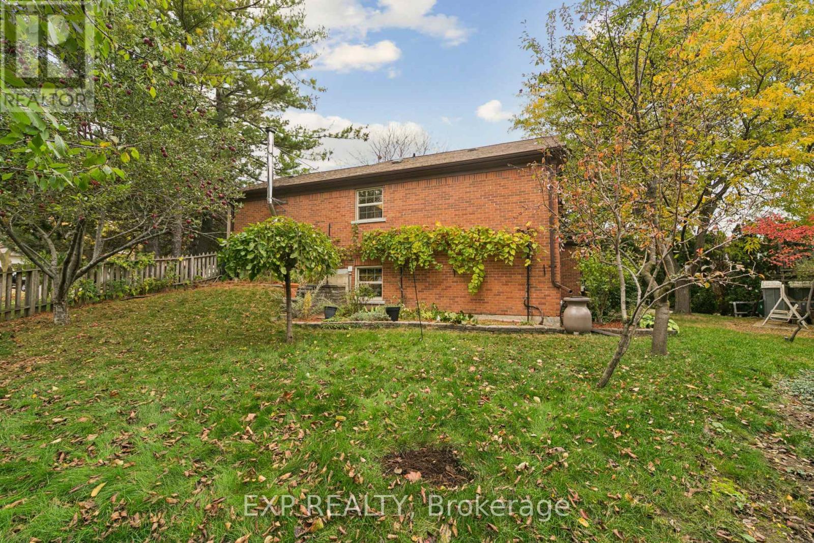 2565 Claymore Crescent, Mississauga, ON - Outdoor