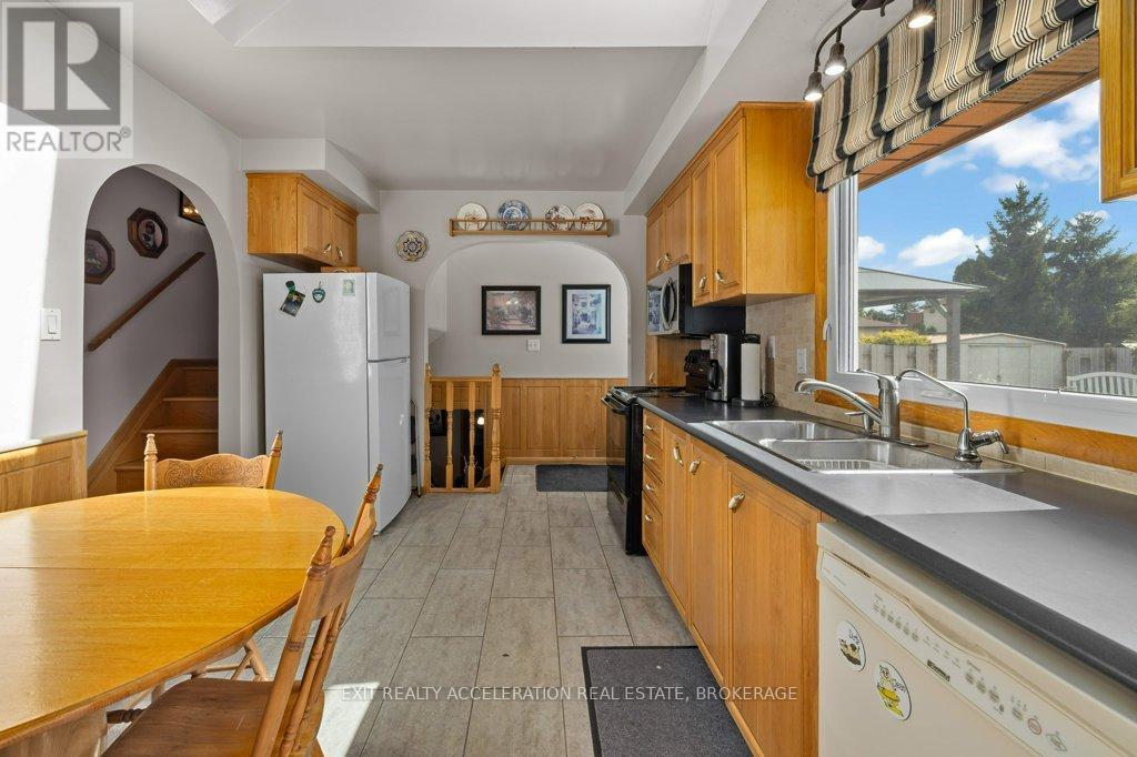 38 Thorncliffe Drive, Belleville (Belleville Ward), ON - Indoor