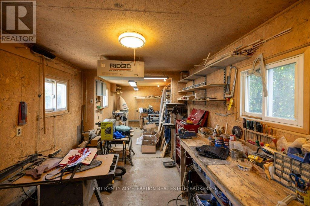 38 Thorncliffe Drive, Belleville (Belleville Ward), ON - Indoor