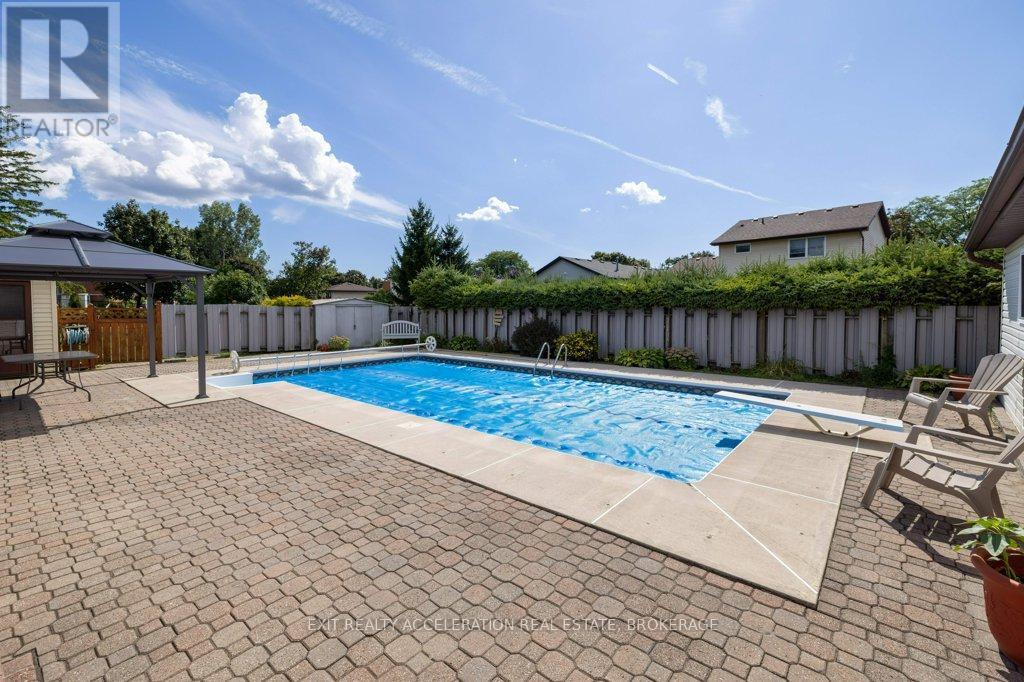 38 Thorncliffe Drive, Belleville (Belleville Ward), ON - Outdoor With In Ground Pool With Deck Patio Veranda With Backyard